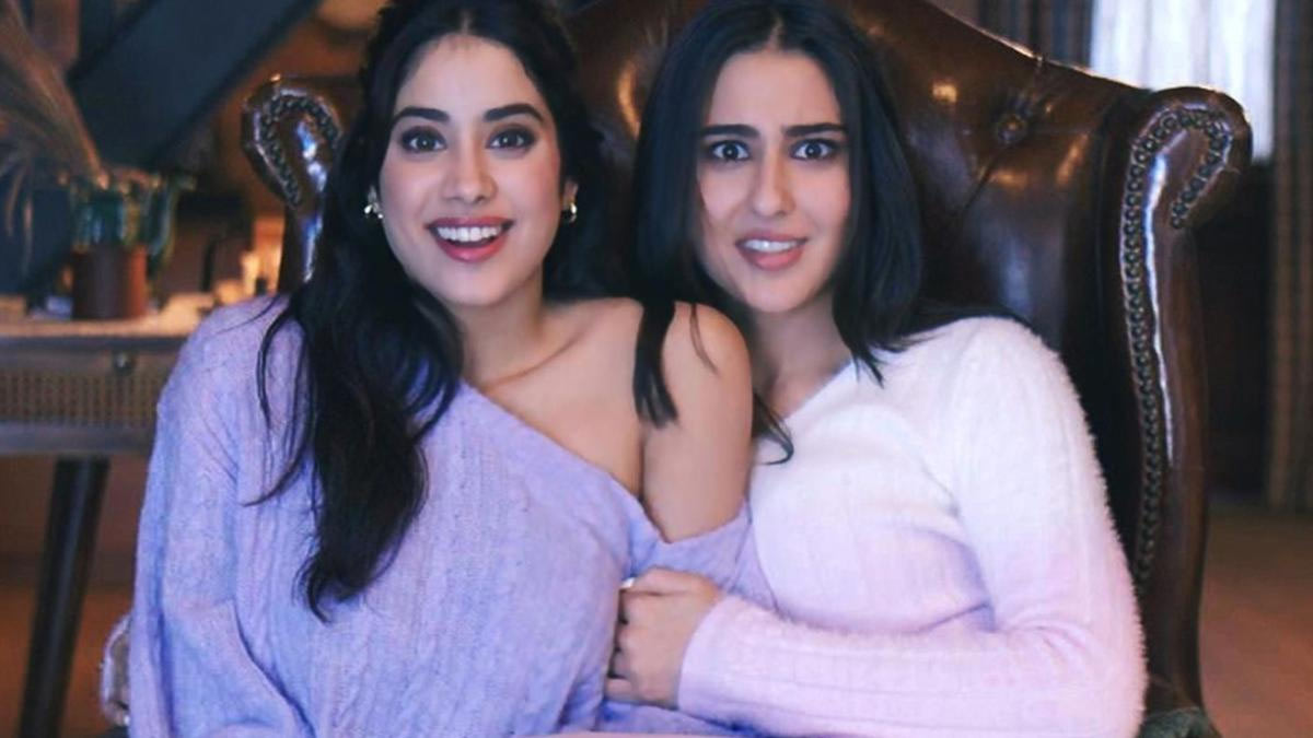 sara ali khan  జాన్వీ ఓకె సారాని పట్టించుకోరే..!